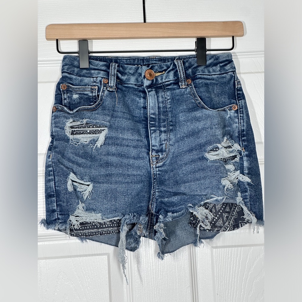 AE Curvy Hi Rise Ne(x)t Level Stretch Shortie Size 2